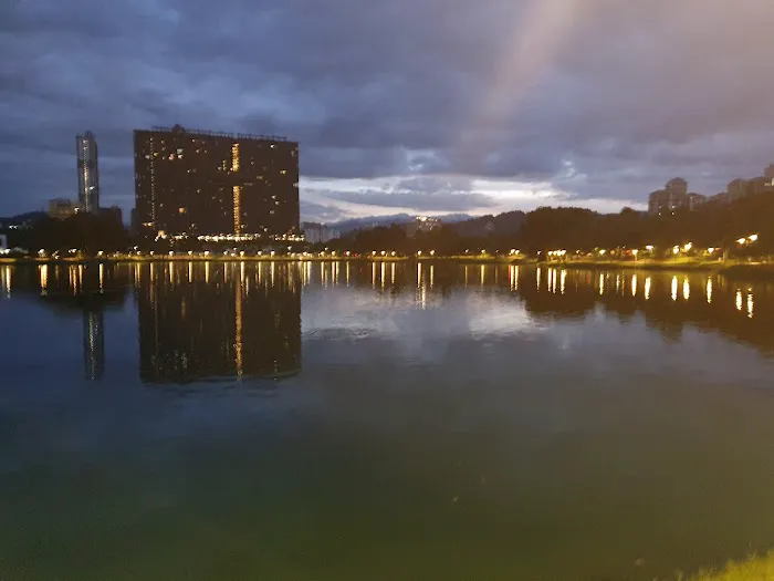 Taman Tasik Ampang Hilir Picture 2