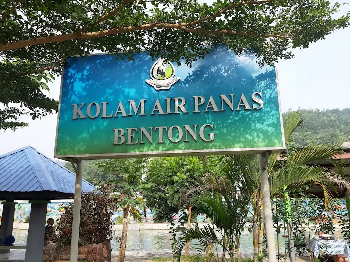 Kolam Air Panas Bentong Picture 2