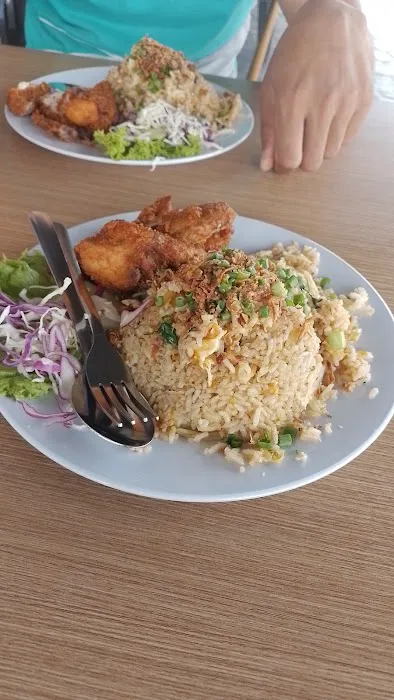 Akarr Restaurant Picture 9