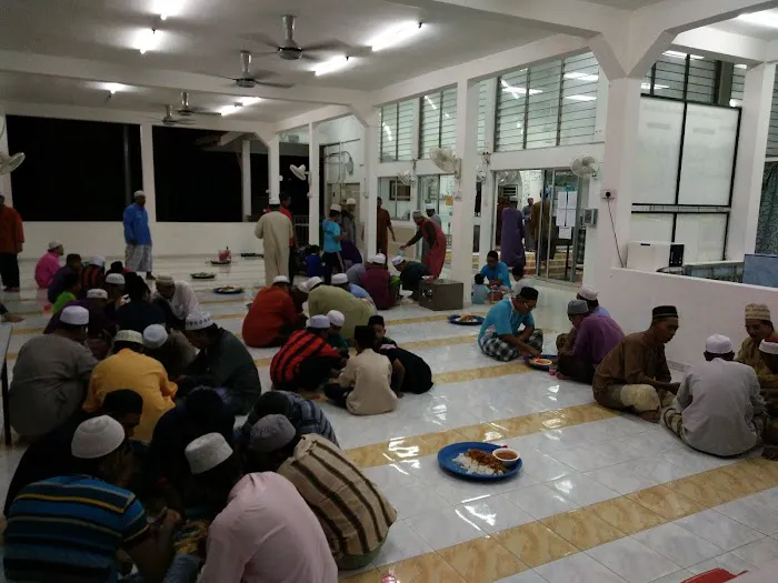 Surau Ar-Raudhah Seksyen 5 Kota Puteri (Surau Solat Jumaat) Picture 1