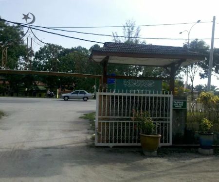 Kampung Harmoni Old Mosque