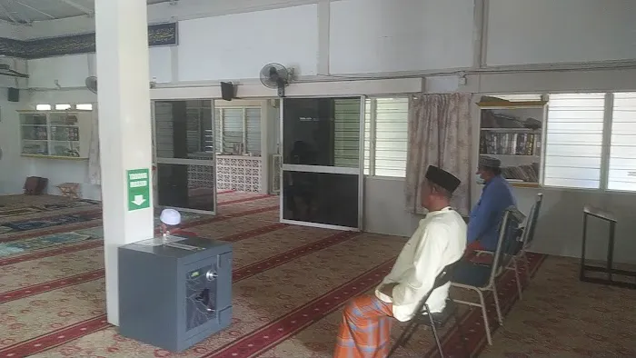 Kampung Harmoni Old Mosque Picture 6