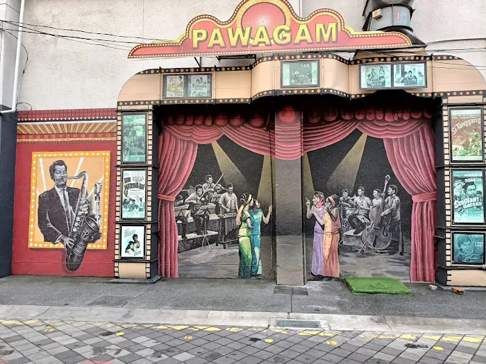 Murals or street art on Lorong Tuanku Abdul Rahman Picture 3