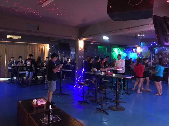 Dream Lover Music Cafe 我们不一样酒廊 Picture 1