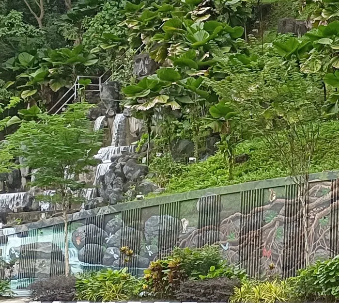 Air Terjun Bukit Nanas Picture 10