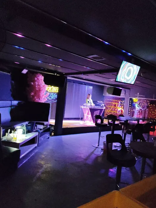 Club 88 Picture 6