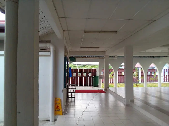 Surau Jumaat Al-Hikmah Picture 3