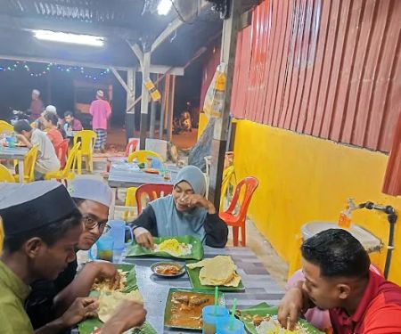 ROTI CANAI ABE BOYO