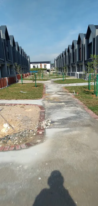 Tiana Elmina Gardens Picture 8