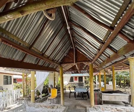 River Terrace Chalet & Cafe, Ulu Yam