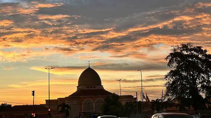 Cahaya Iman Mosque Picture 2