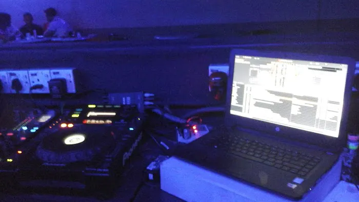 RB Karaoke & Musical Lounge Picture 7