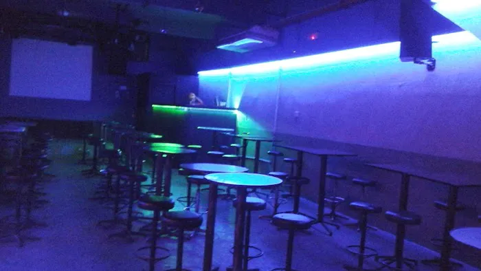 RB Karaoke & Musical Lounge Picture 8