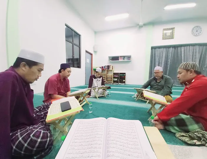 SURAU AL IKHLAS SAUJANA RAWANG Picture 8