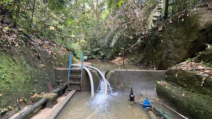 Water Gate Picture 1