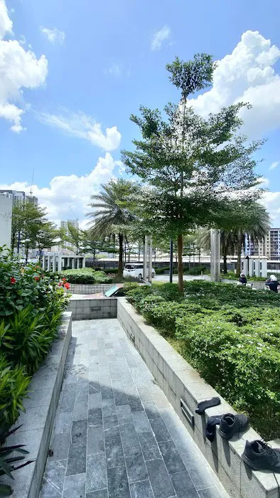 Masjid Jamek Abdullah Hukum @ KL Eco City Picture 7
