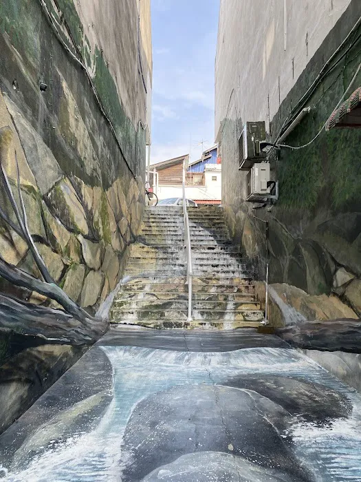 The Waterfall Mural of Temerloh Picture 6