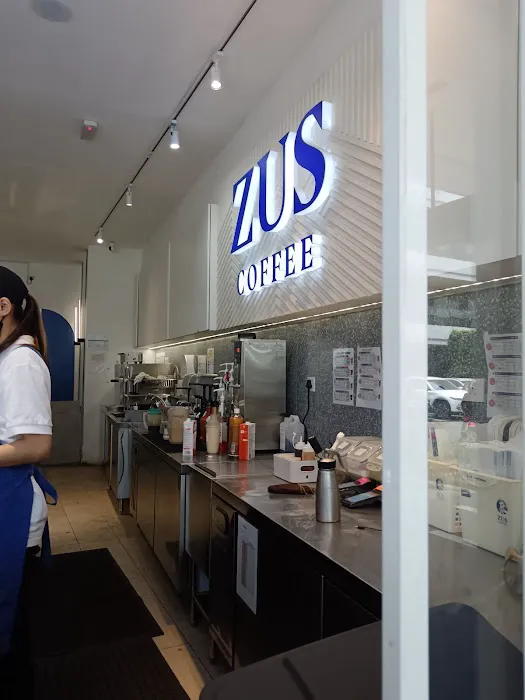 ZUS Coffee - Sentul Point Suites Apartment Picture 5