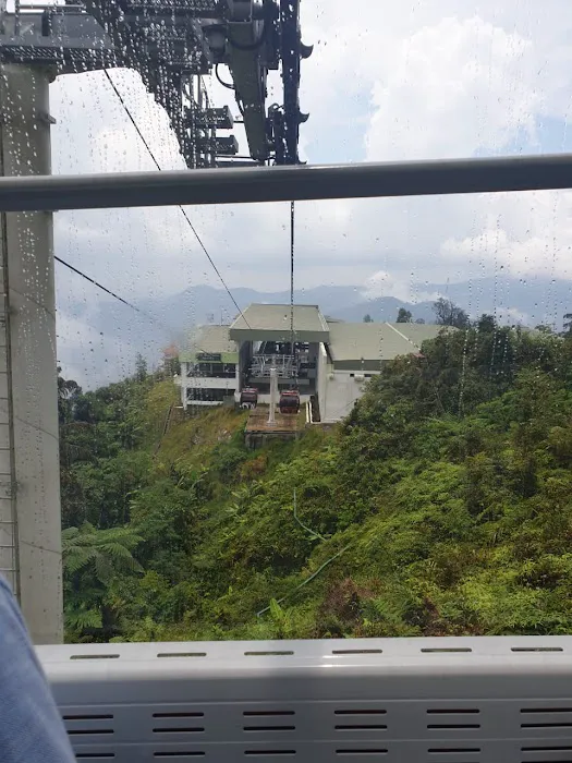 Chair Lift Picture 3