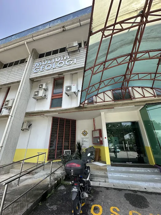 Geology Museum, University of Malaya Picture 3