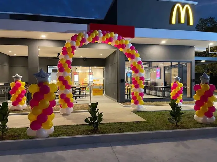 McDonald's Amverton DT Picture 3