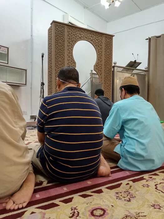 Surau Sementara @ Dewan Raja Sehari Picture 8
