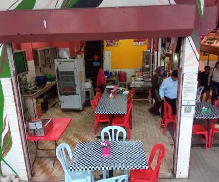 Kaklong Corner Medan Tangga