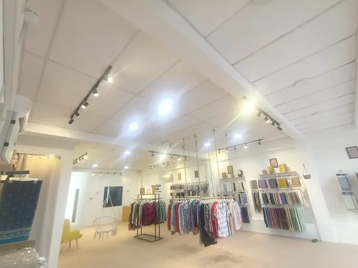 Butik Precious Style Picture 2