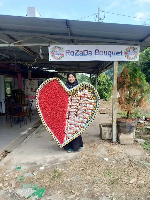 RoZaDa Bouquet Shop Picture 3