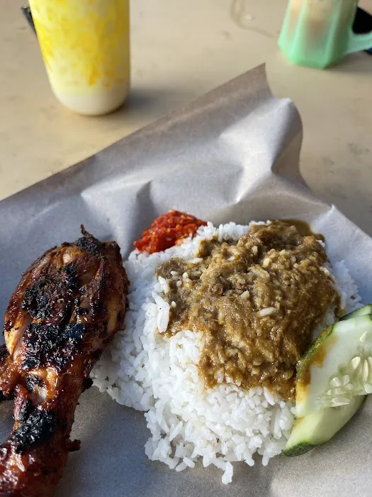 Restaurant Kuzah @ stesen keretapi Kuala Lipis Picture 3