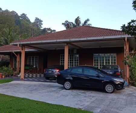 3910 Kampung Sungai Michu