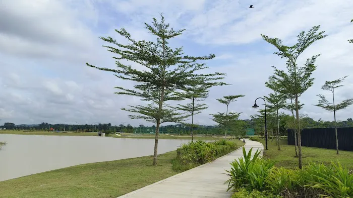 Easton Lake @ Eco Grandeur Picture 2