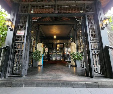 Hornbill Restaurant & Cafe
