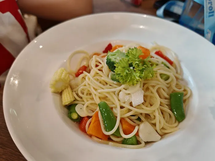 Hornbill Restaurant & Cafe Picture 10