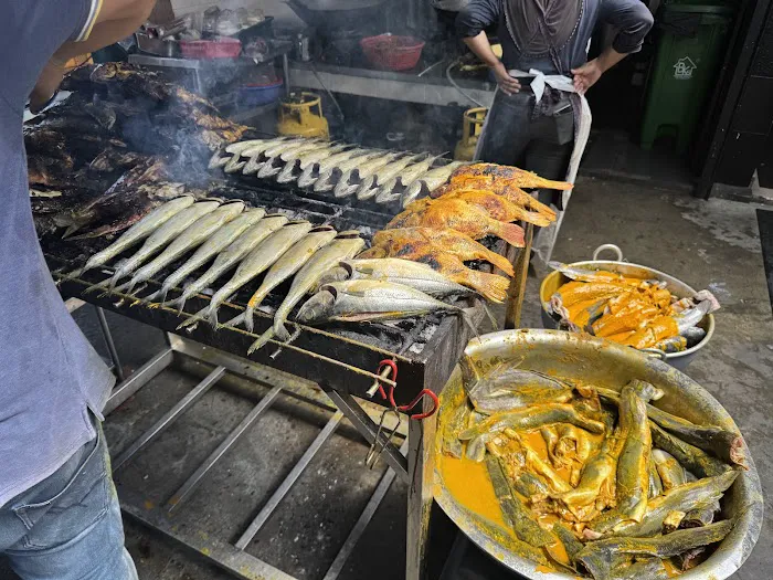 Pak Din Ikan Bakar Picture 6