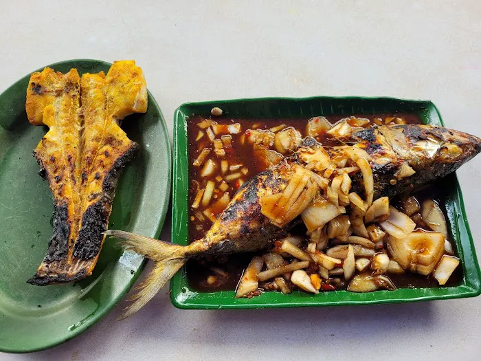 Pak Din Ikan Bakar Picture 10