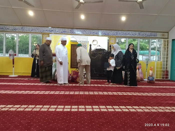 Surau Zolkifli Al-Ansar Picture 7