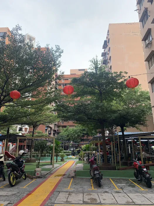 Miharja Flat Blok 8 Garden 美和家第八座组屋花园 Picture 2