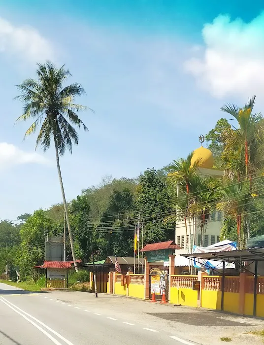 Masjid Kampung Kuala Perdik Picture 1