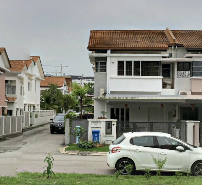 Yew Residence Picture 1