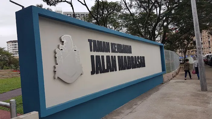 Taman Kejiranan Jalan Madrasah Picture 9