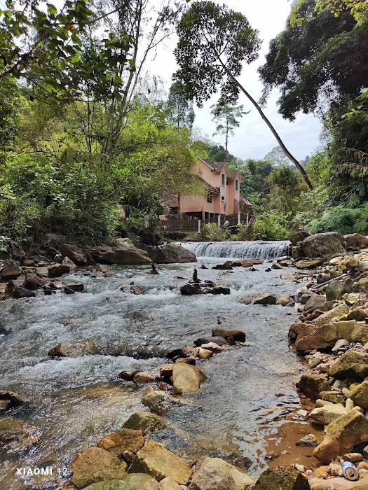 Serendah Recreational Waterfall Picture 5
