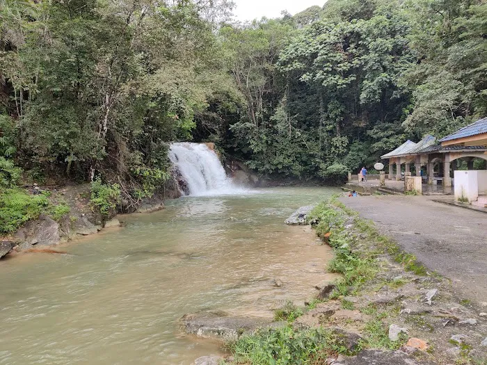 Serendah Recreational Waterfall Picture 1
