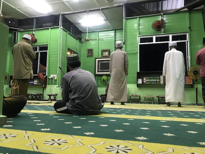 Surau nur ramadhan Picture 3