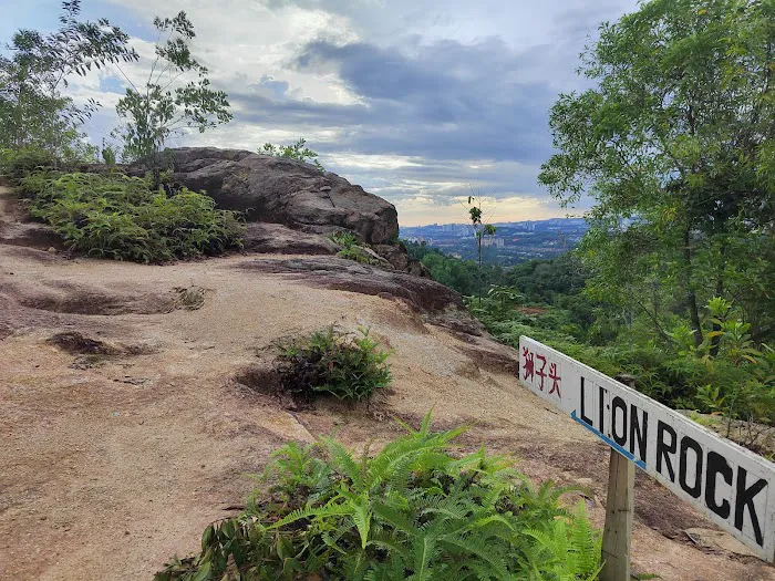 Sungai Long Hiking Picture 8