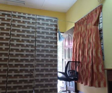 Surau Kuaters Kerajaan Teladas