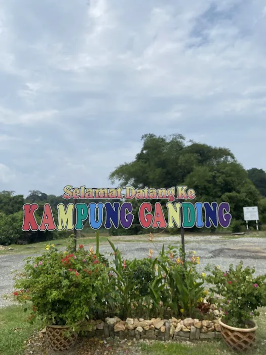 Kedai Makan Hasnah ikan patin kg ganding Picture 5