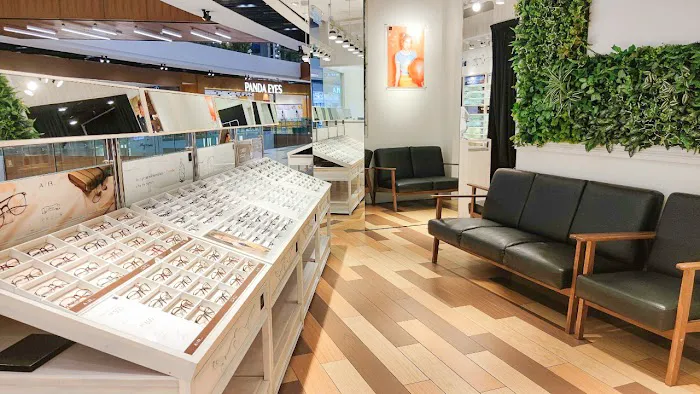 OWNDAYS MyTOWN Shopping Centre Picture 3