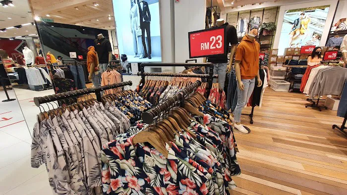 Padini Concept Store - MyTOWN Shopping Centre Picture 9