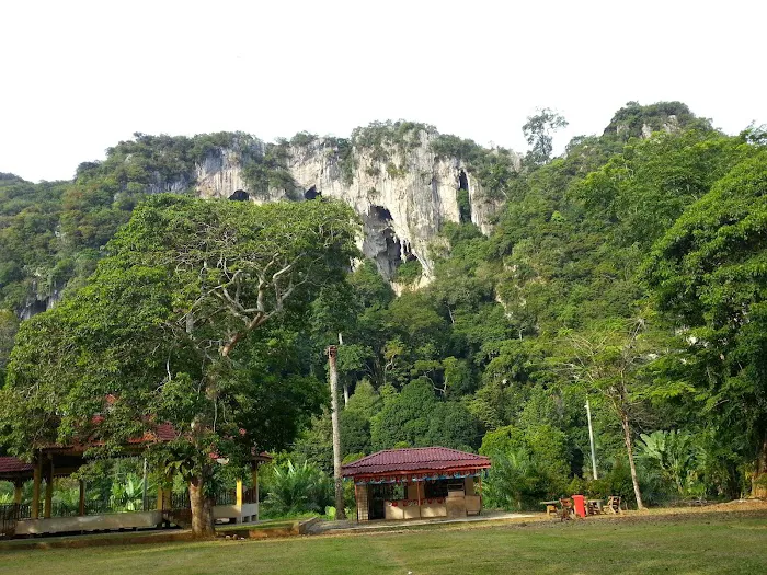 Smiling Mountain Picture 1